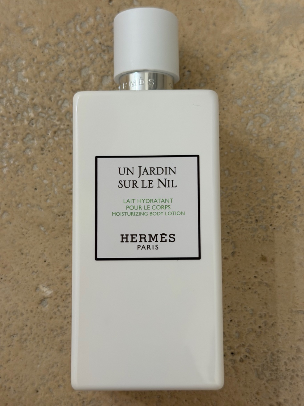 Hermes Un Jardin Sur Le Nil Moisturizing Body Lotion - White